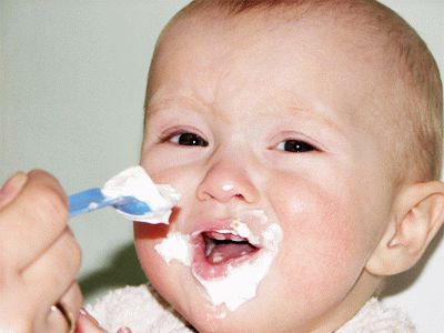 Quand les enfants peuvent commencer à donner des bonbons