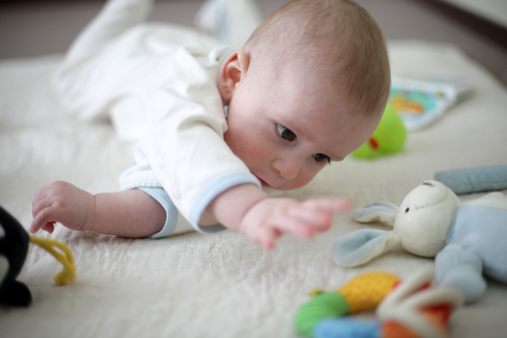 Quand le bébé commence à se retourner