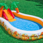 piscines gonflables pour enfants avec toboggan