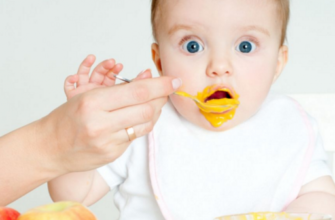 nourrir un bébé