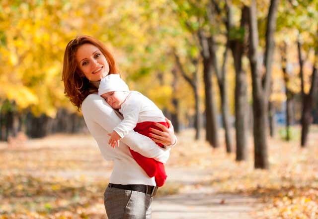 mère avec bébé